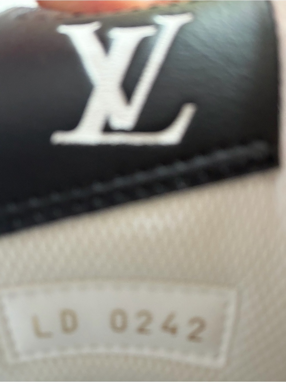 Louis Vuitton Men’s White Leather Sneakers. - Picture 13 of 14